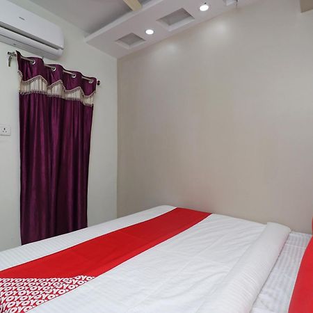Hotel O Swastik Resort Colonelganj Екстер'єр фото