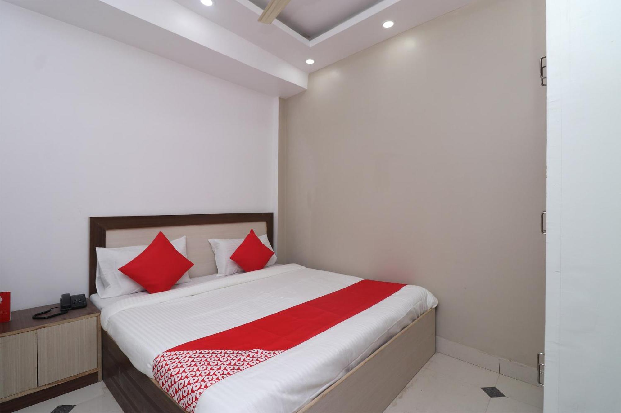 Hotel O Swastik Resort Colonelganj Екстер'єр фото