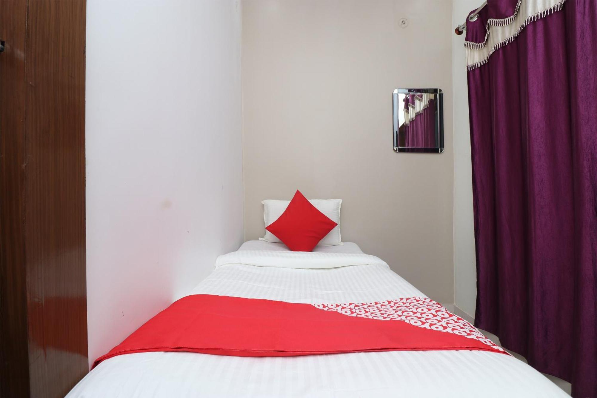 Hotel O Swastik Resort Colonelganj Екстер'єр фото