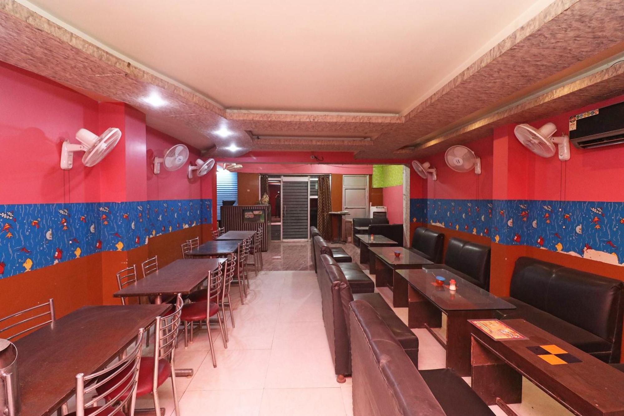Hotel O Swastik Resort Colonelganj Екстер'єр фото